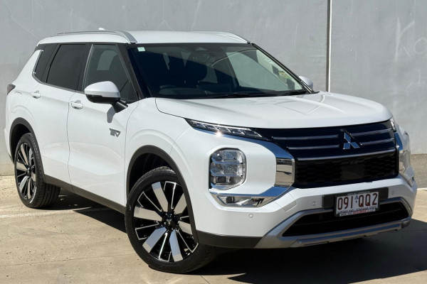 2025 Mitsubishi Outlander ZM PHEV Aspire SUV Image 1