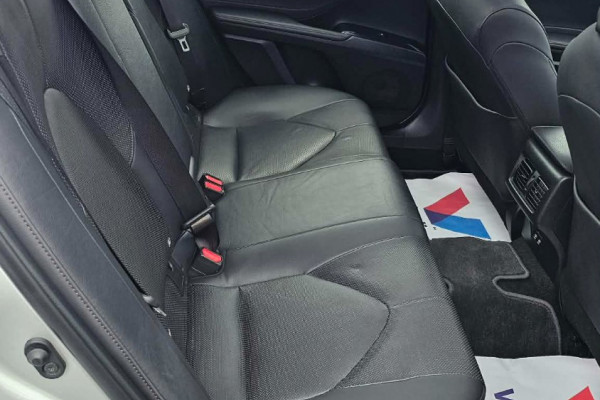 2018 Toyota Camry AXVH71R SL Sedan Image 13