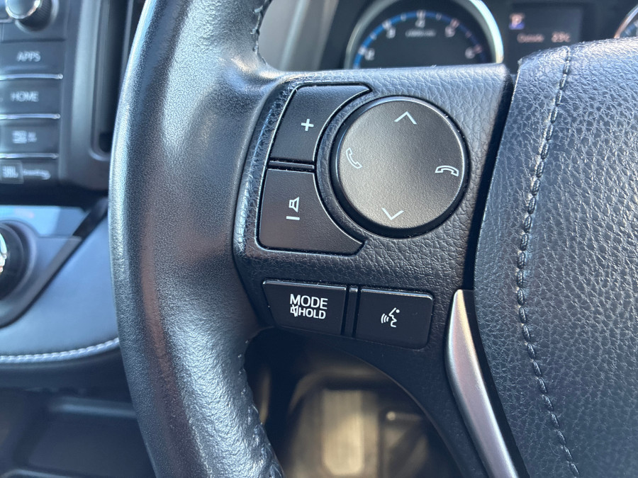2018 Toyota RAV4 ASA44R Cruiser SUV Image 25