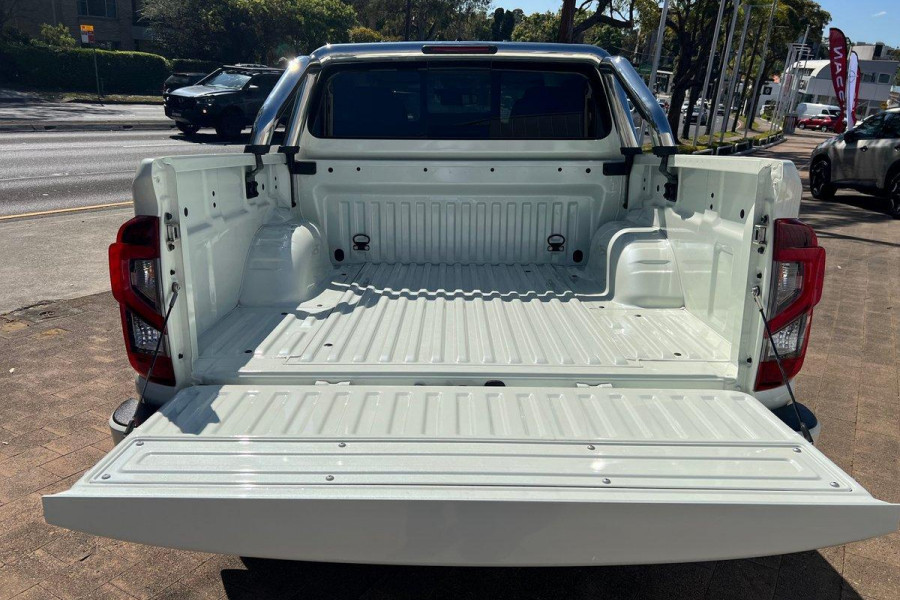 2024 Nissan Navara D23 ST Ute Image 22