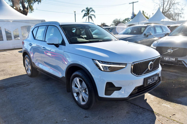 2025 MY26 Volvo XC40 XZ Plus B4 SUV Image 5