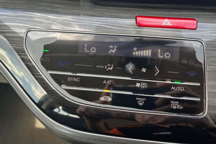2015 MY16 Honda Odyssey 5th Gen VTi-L SUV Image 12