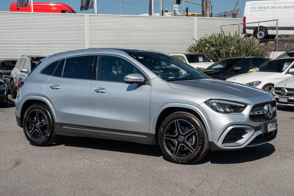 2026 Mercedes-Benz GLA-Class H247 GLA200 SUV image 3
