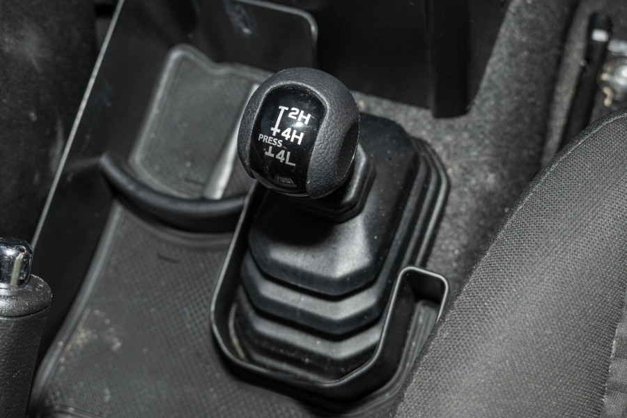 2023 Suzuki Jimny JB74 GLX Coupe Image 14