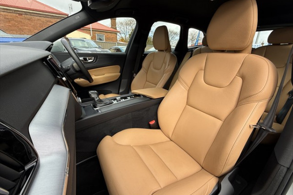 2020 Volvo XC60 UZ T5 Momentum SUV Image 15