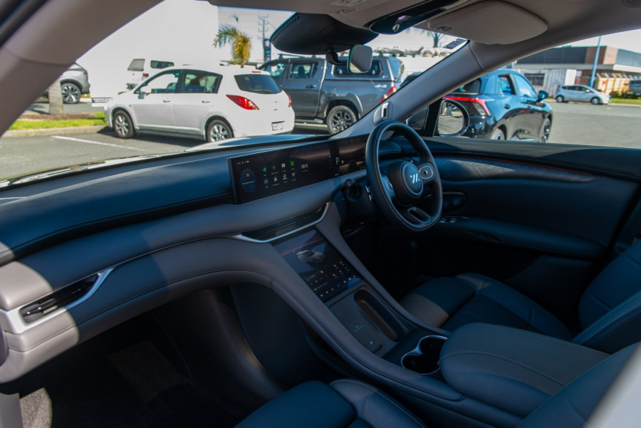 2026 MG IM6 PLATINIM 100kWh SUV Image 16
