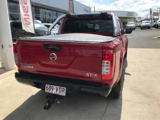 2015 Nissa Navara D23 STX Crew cab