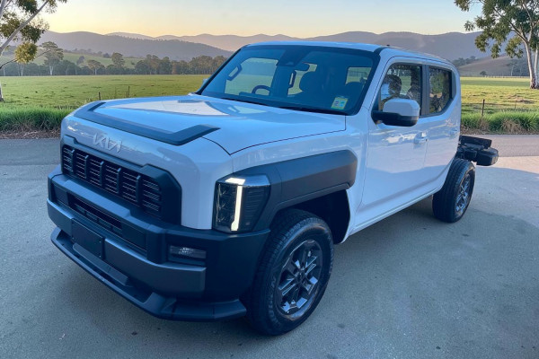2025 MY26 Kia Tasman TK SX Cab Chassis Image 6