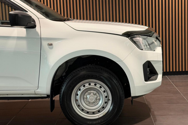 2025 MY25.5 Isuzu D-MAX RG SX High Ride Cab Chassis Image 6