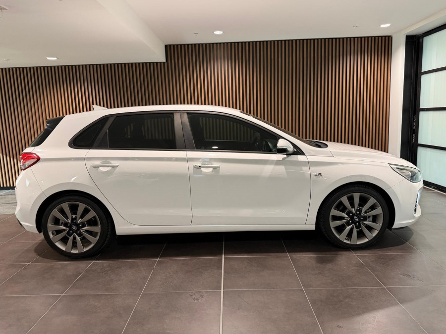 2017 MY18 Hyundai i30 PD SR Hatch Image 5