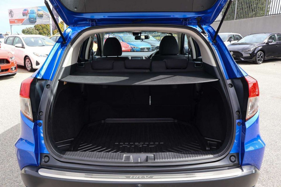 2021 Honda HR-V  VTi SUV Image 18