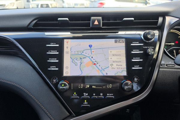 2019 Toyota Camry AXVH71R SL Sedan Image 24