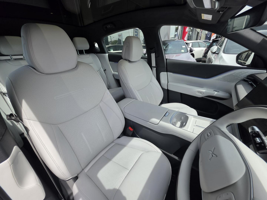 2026 XPeng G6  Long Range SUV Image 19