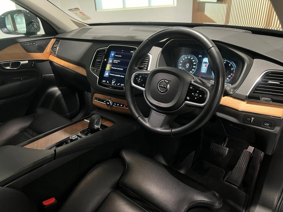 2021 MY22 Volvo XC90 L Series B5 Momentum SUV Image 11