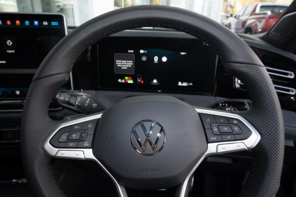 2025 MY26 Volkswagen Tiguan CT 200TSI eHybrid R-Line SUV image 12