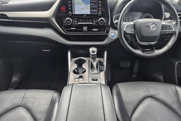 2022 Toyota Kluger AXUH78R Grande SUV Image 5