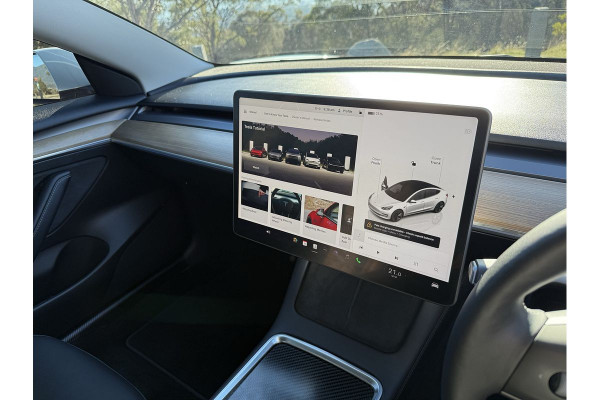 2023 Tesla Model 3  Rear-Wheel Drive Sedan Image 19