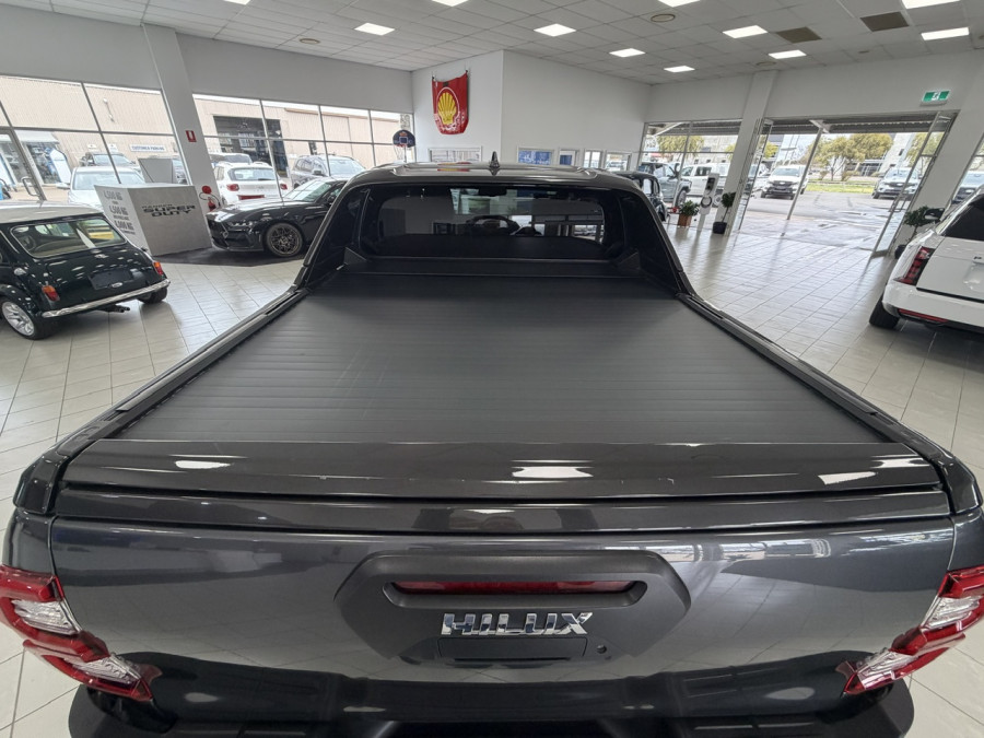 2024 Toyota HiLux GUN126R Rogue 48V Ute Image 15