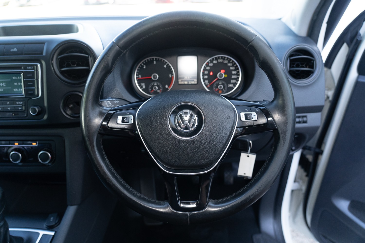 2016 Volkswagen Amarok Image 11