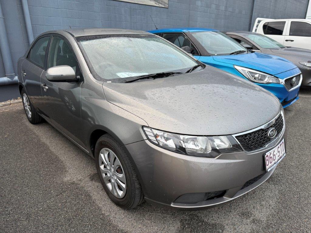 2012 MY13 Kia Cerato TD S Hatch Image 1