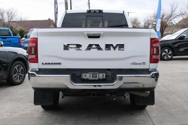 2021 MY22 Ram 2500 DJ Laramie Ute Image 4