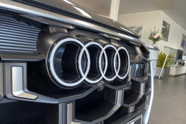 2025 Audi SQ7 4M TFSI SUV Image 11