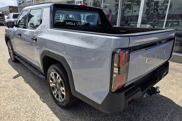 2025 LDV Terron 9 EKK1C Evolve Ute Image 5