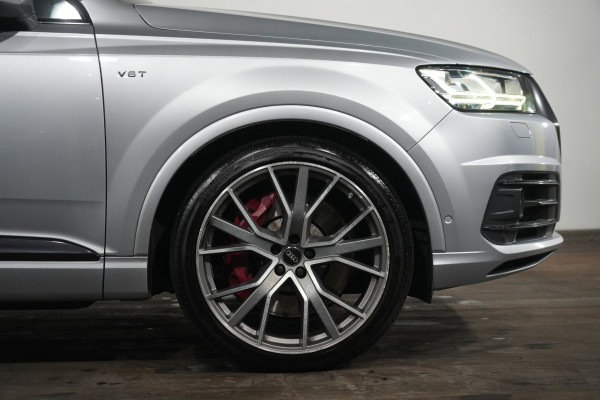 2018 Audi SQ7 TDI SUV Image 5