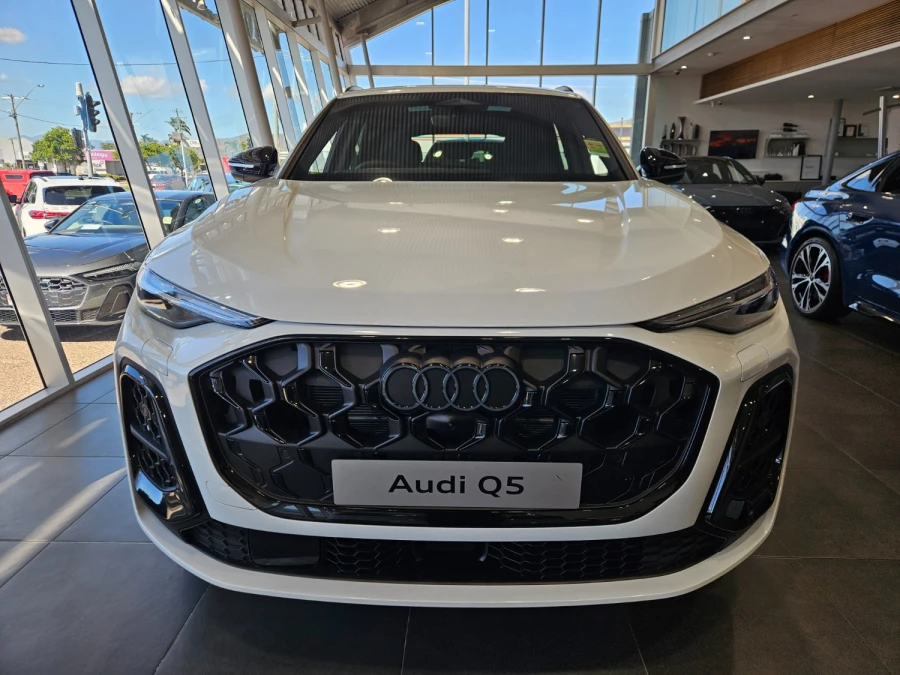 2026 MY25 Audi Q5 GU e-hybrid 270kW SUV Image 2