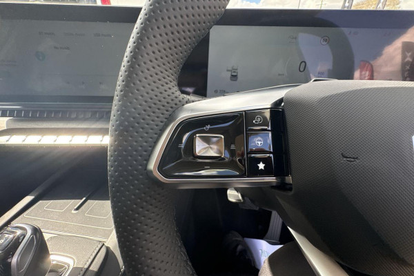 2025 MG QS IS31 Essence SUV Image 27
