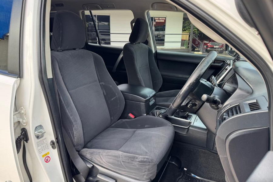 2018 Toyota LandCruiser Prado GDJ150R GXL SUV Image 12