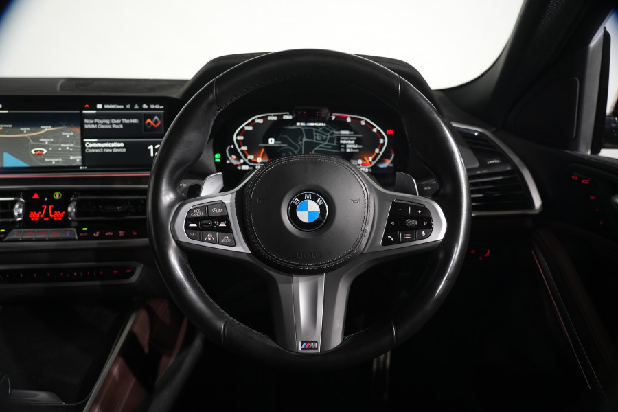 2022 BMW X6 M50i Coupe Image 15