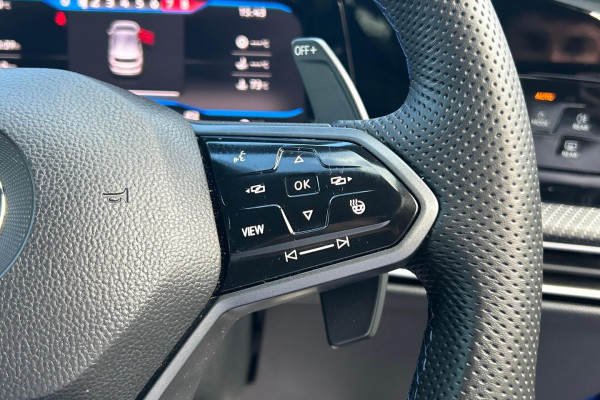2022 MY22.5 Volkswagen Golf 8 R Hatch Image 15