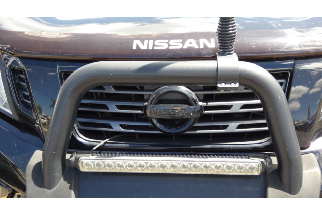 2018 Nissan Navara D23 SERIES III MY18 ST 4X4 BLACK EDITION Ute Image 4