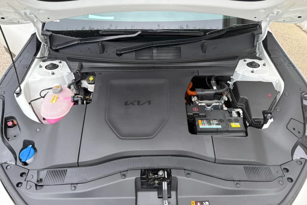 2026 Kia EV4  GT-Line Long Range Sedan Image 14