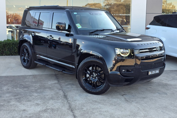 2025 Land Rover Defender 110 D300 X-DYNAMIC HSE Wagon