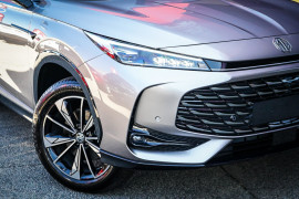 2025 MG HS AS33 Essence SUV