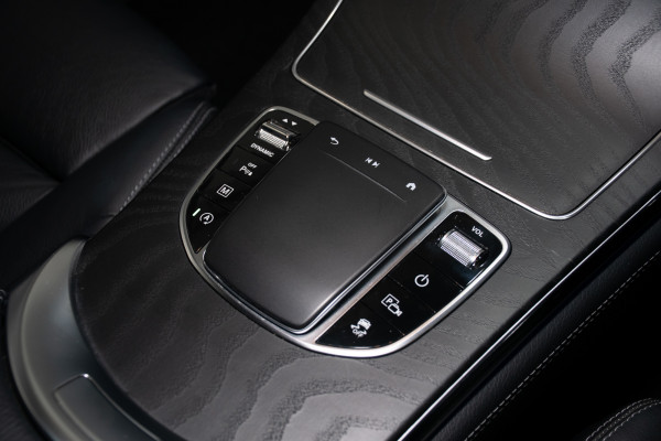 2019 Mercedes-Benz GLC-Class GLC300 SUV image 18