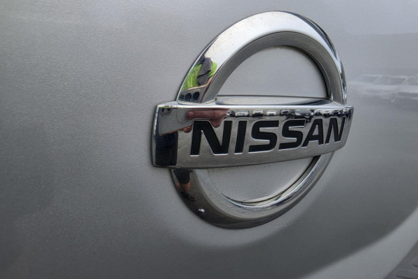 2015 Nissan Navara D23 ST Dual Cab Pickup Image 13