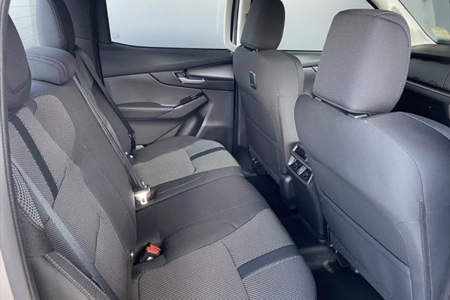 2025 Mazda BT-50 TF XT Ute Image 15