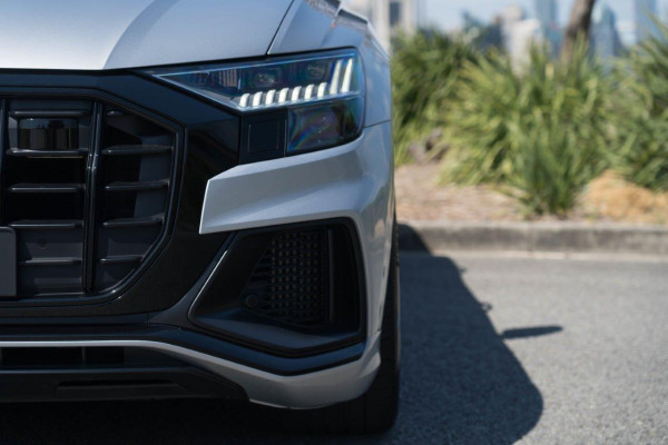 2022 Audi SQ8 TFSI SUV Image 6