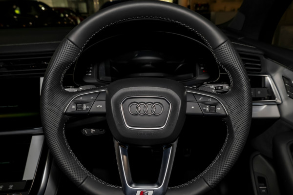 2025 MY26 Audi Q7 4M TDI 210kW S line SUV image 9