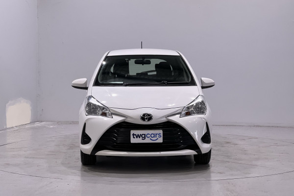 2017 Toyota Yaris NCP130R ASCENT Hatch Image 2