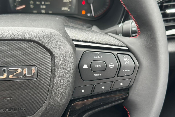 2026 MY25.5 Isuzu D-MAX RG X-TERRAIN Ute Image 12