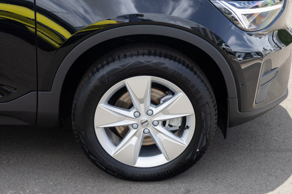 2026 Volvo XC40 XZ Plus B4 SUV image 21