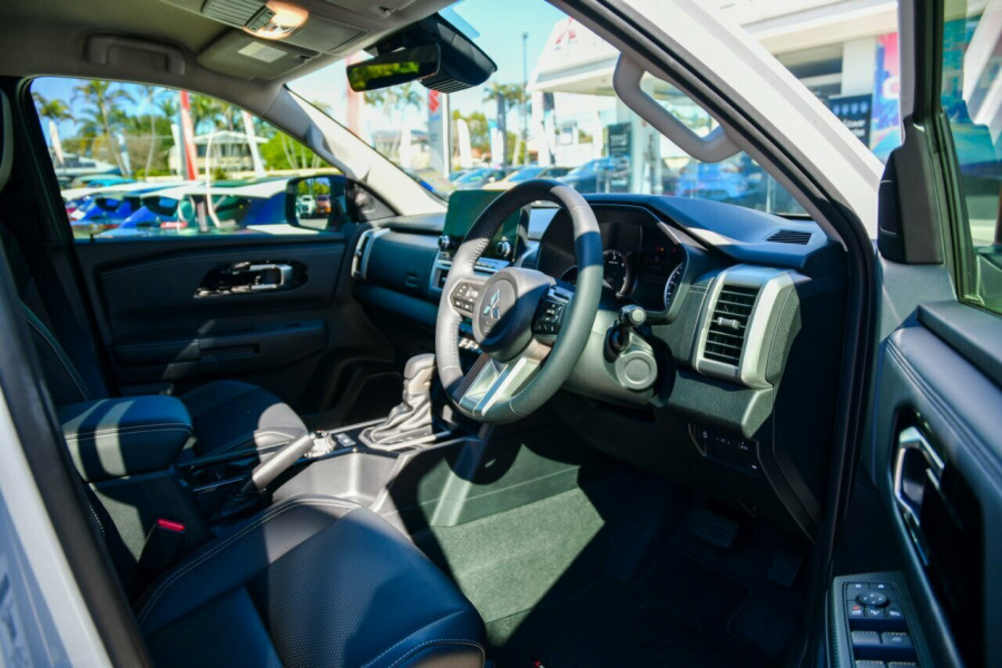 2025 Mitsubishi Triton MV GLS Ute Image 17