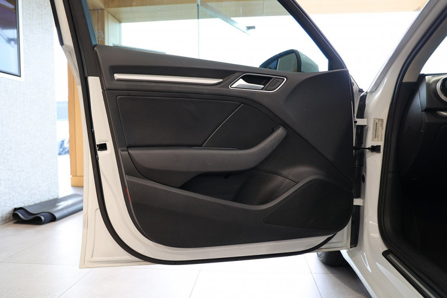 2016 Audi A3 8V Ambition Hatch Image 21