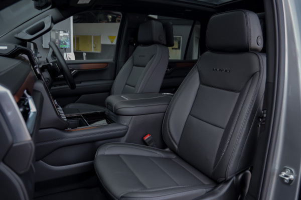 2025 GMC Yukon  Denali Wagon Image 43