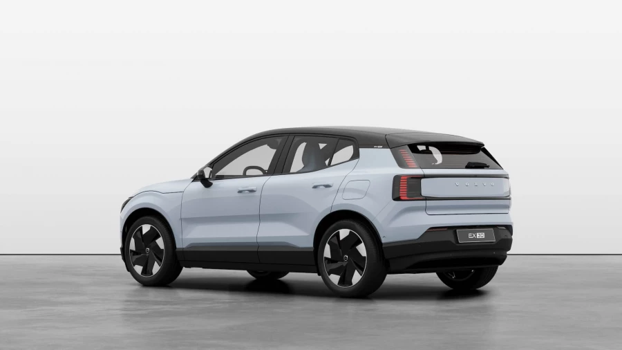 2025 Volvo EX30  Single Motor Extended Range Ultra SUV Image 3