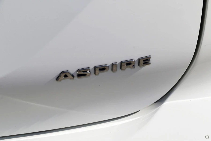2025 Mitsubishi Outlander ZM Aspire SUV Image 15